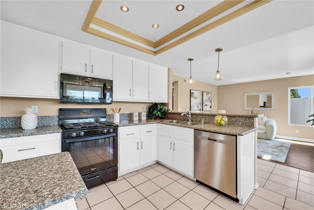 555 Fairbanks Street