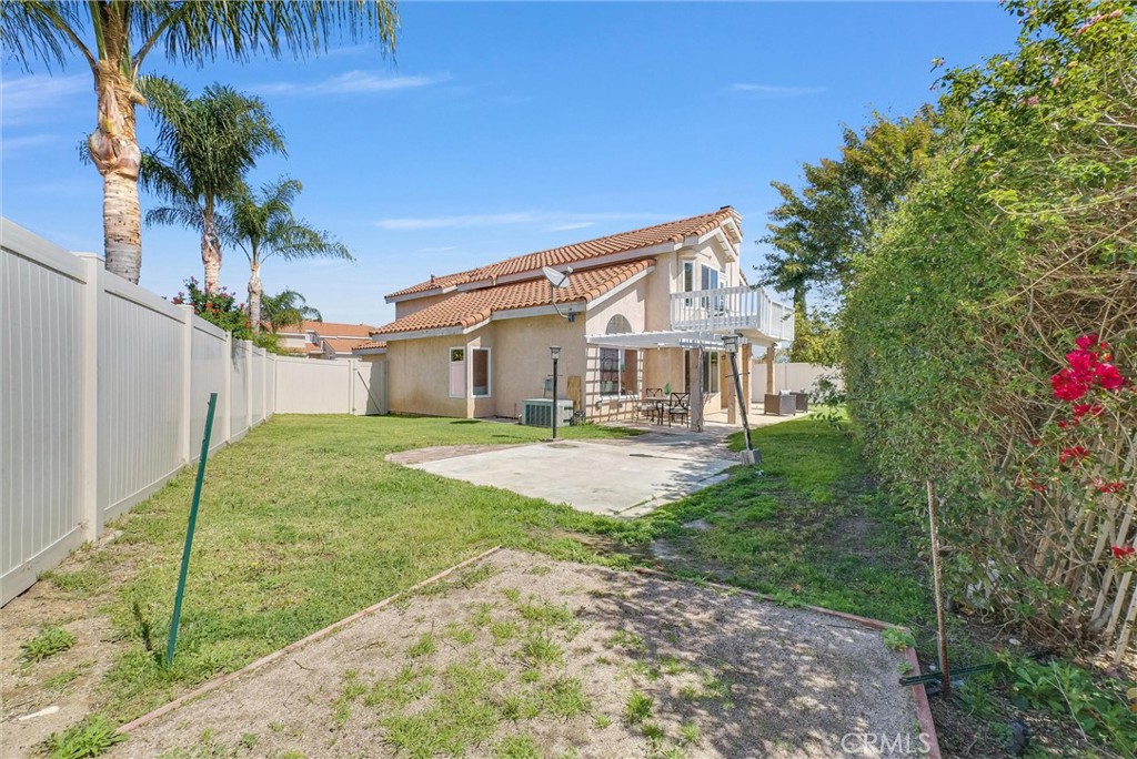 555 Fairbanks Street