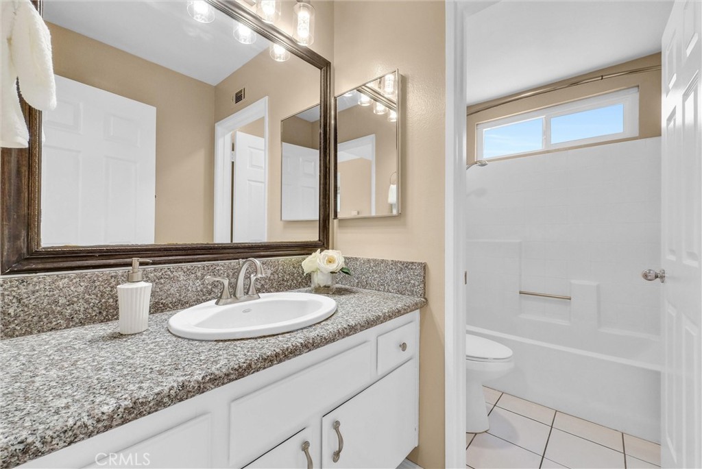 555 Fairbanks Street