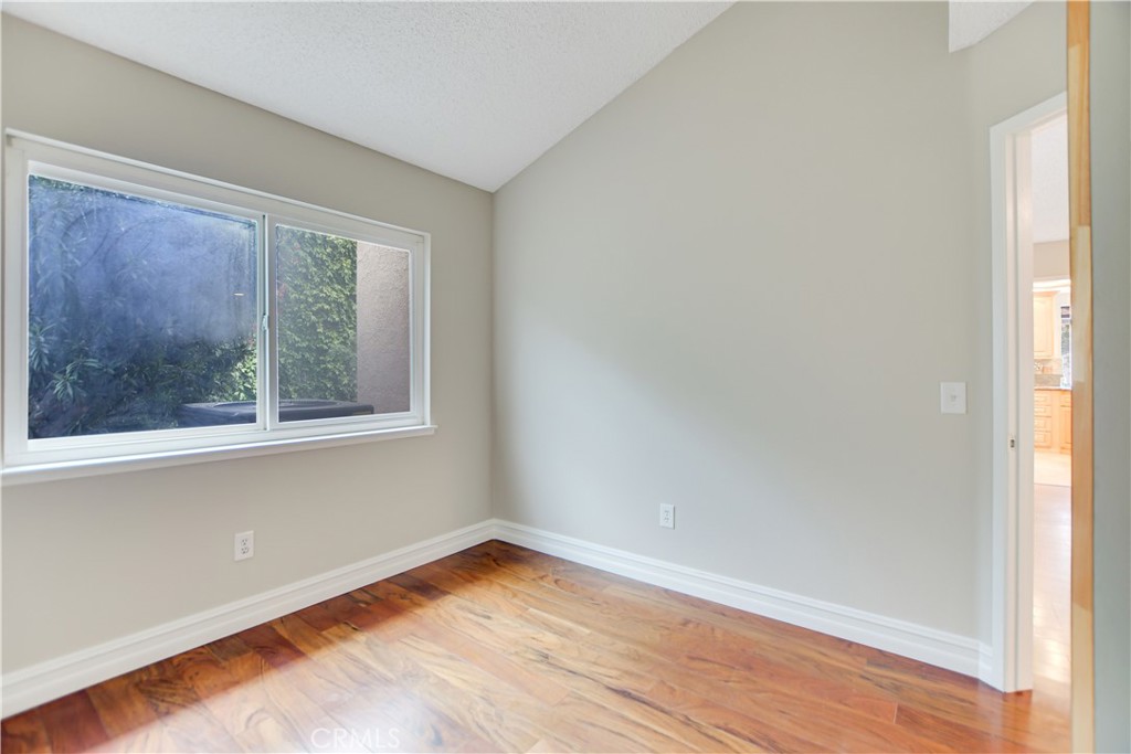 11401 Mount Ritter Street