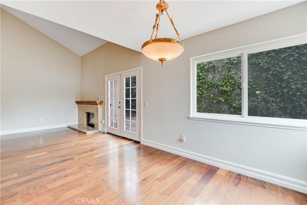 11401 Mount Ritter Street