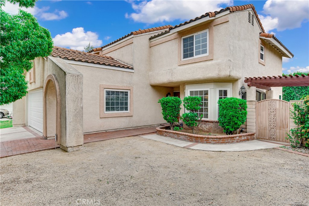 11401 Mount Ritter Street