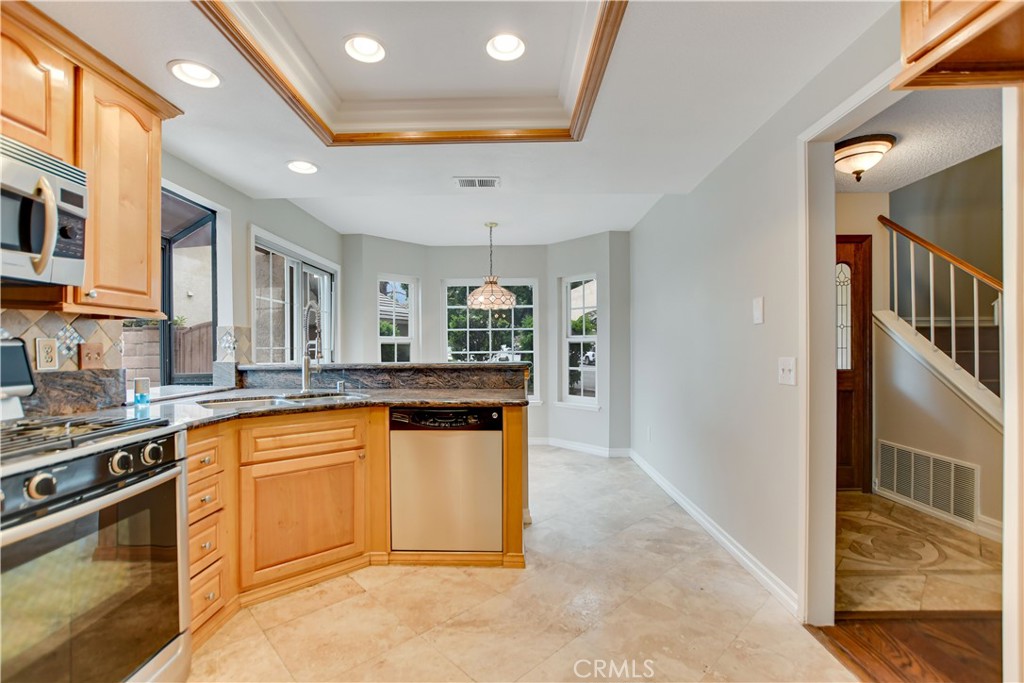 11401 Mount Ritter Street