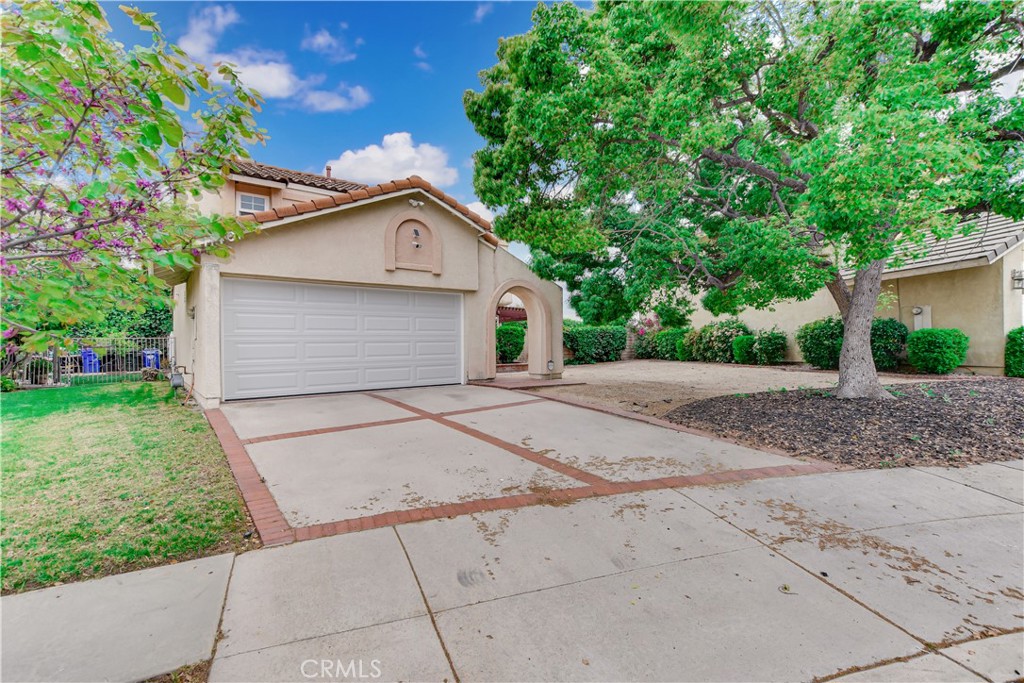 11401 Mount Ritter Street