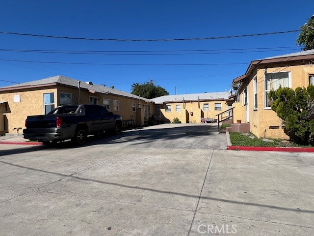 809 N Mountain View Avenue