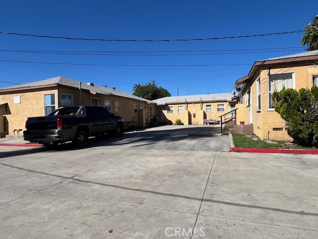 809 N Mountain View Avenue