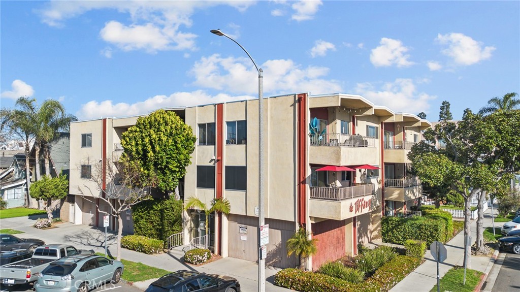 401 W 5th Street 3B
