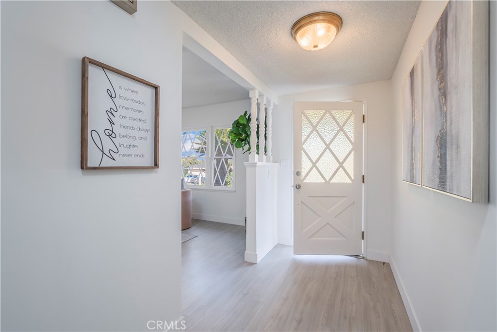 1441 Ameluxen Avenue