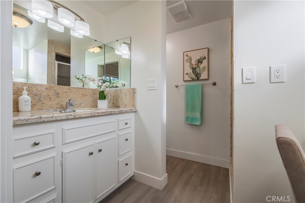 1441 Ameluxen Avenue