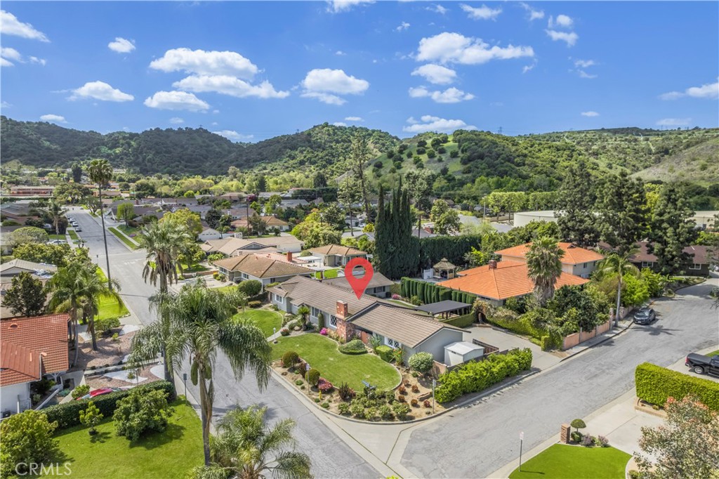 1441 Ameluxen Avenue