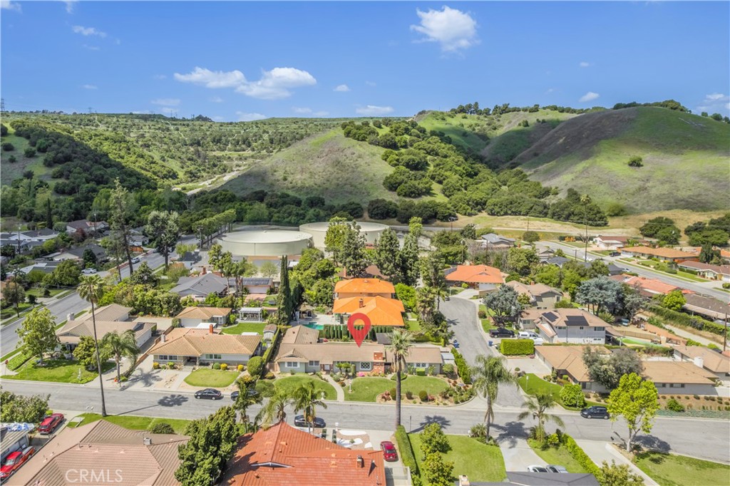 1441 Ameluxen Avenue