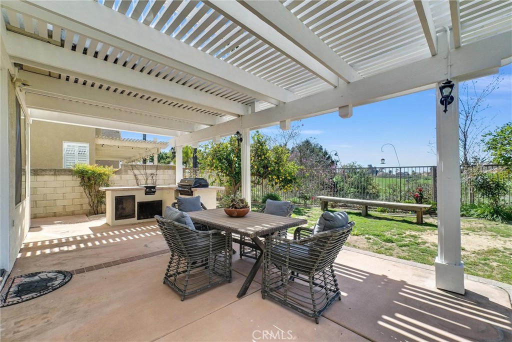 1555 Vista Dorada Place