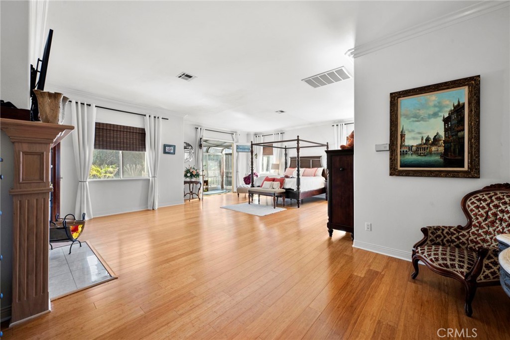 2862 Oak Knoll Drive