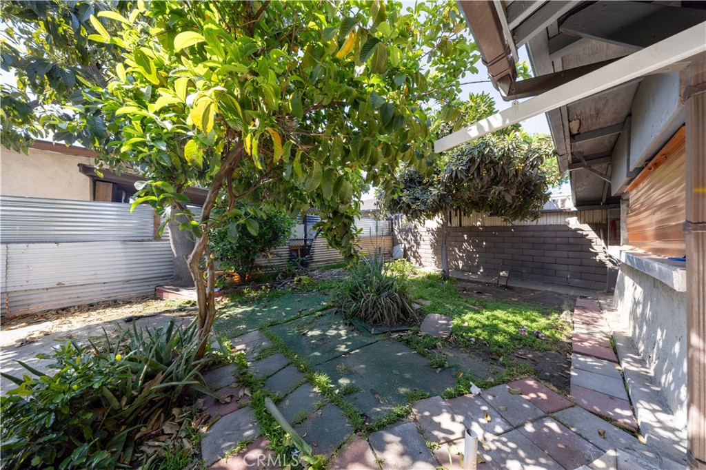 2631 Charlotte Avenue