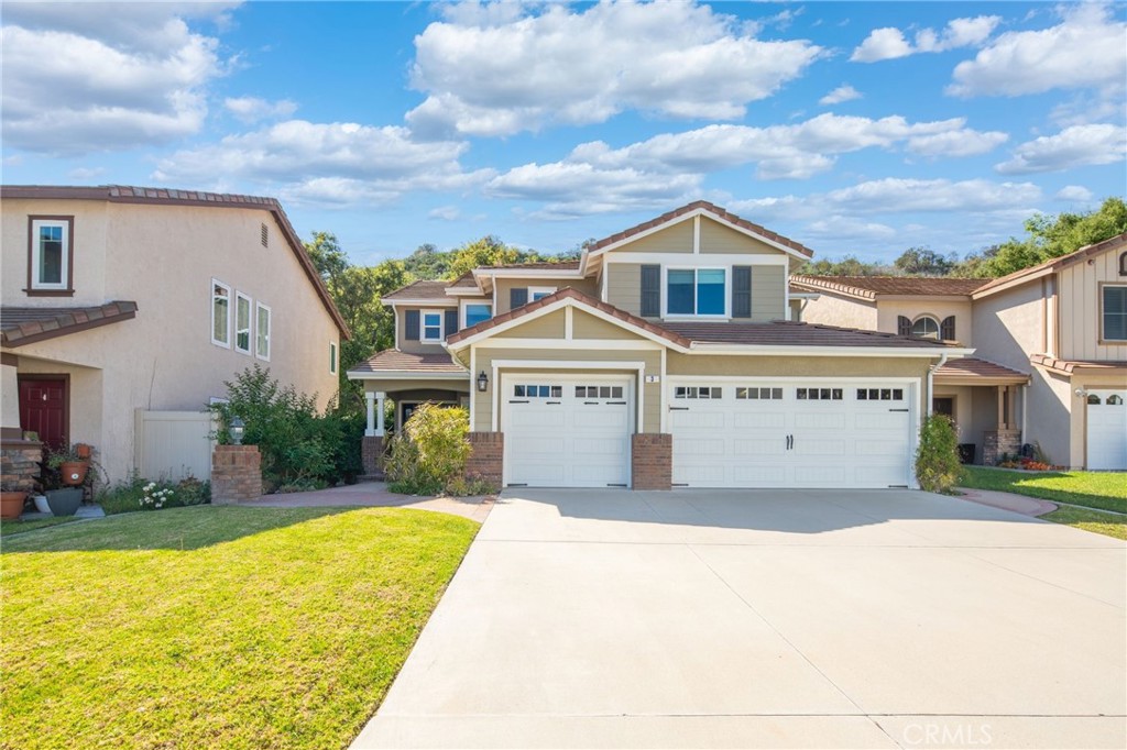 3 SUNDOWN Drive