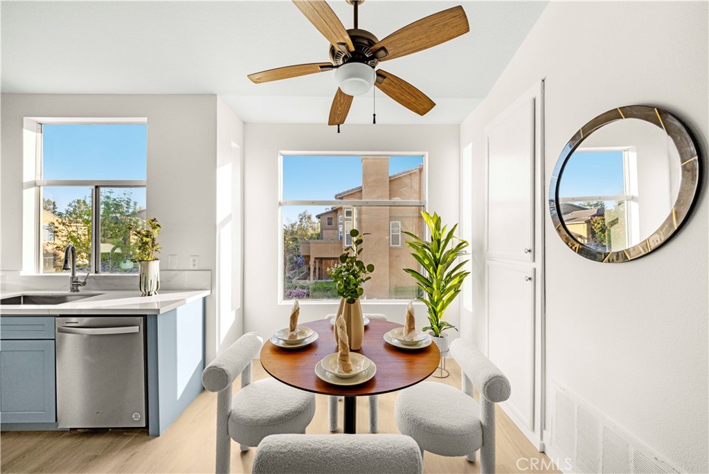 19431 Rue De Valore 44B