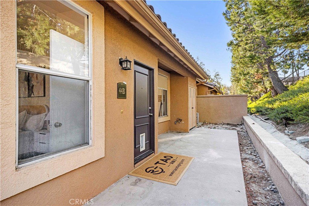 19431 Rue De Valore 44B