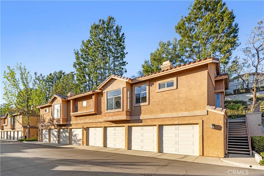 19431 Rue De Valore 44B