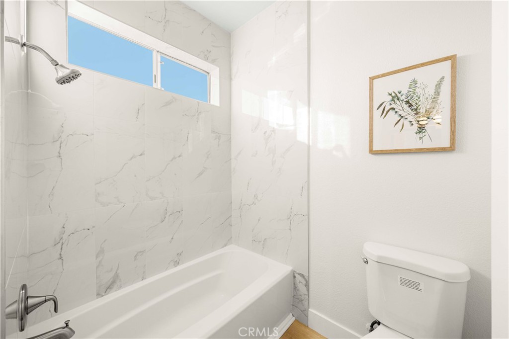 19431 Rue De Valore 44B