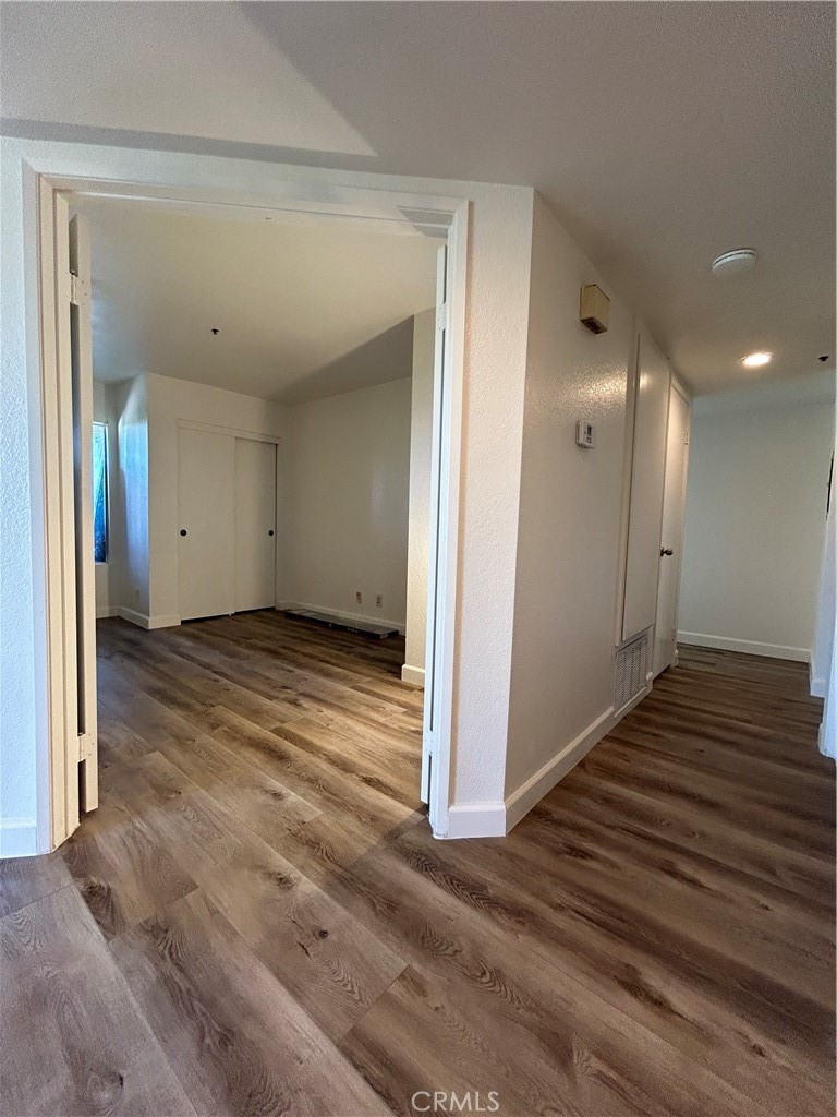 12121 Centralia Street 305