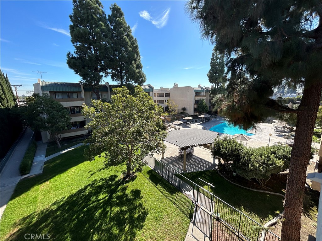 12121 Centralia Street 305