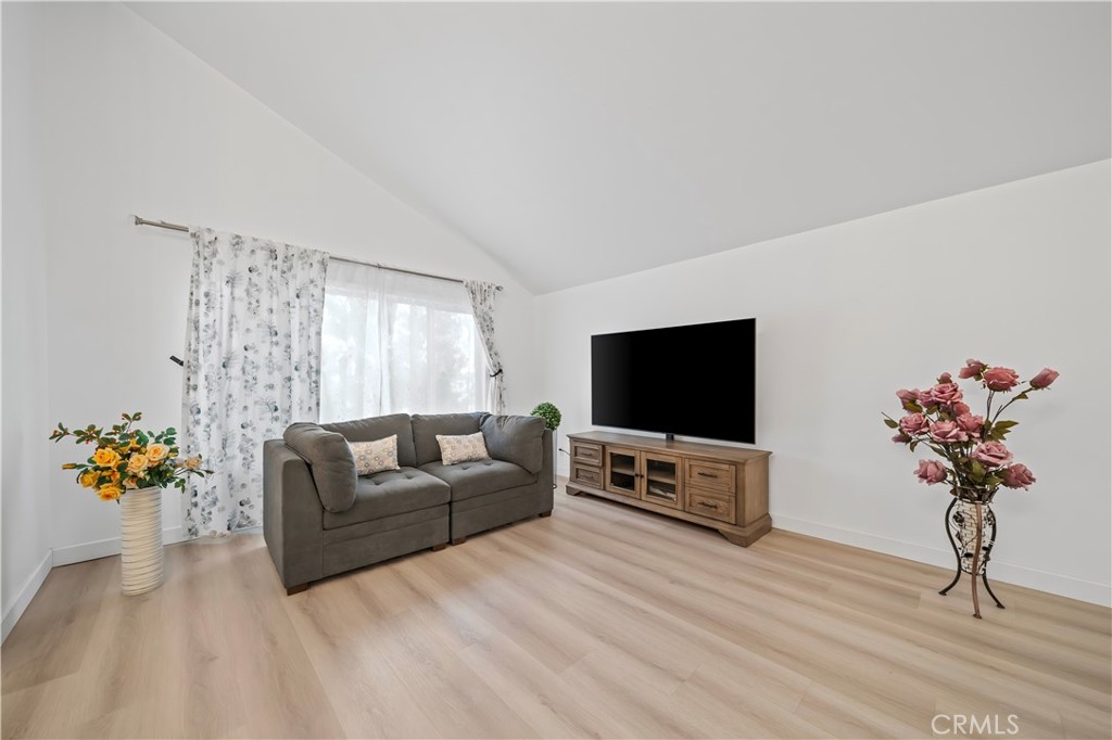 1424 Tierra Cima Avenue