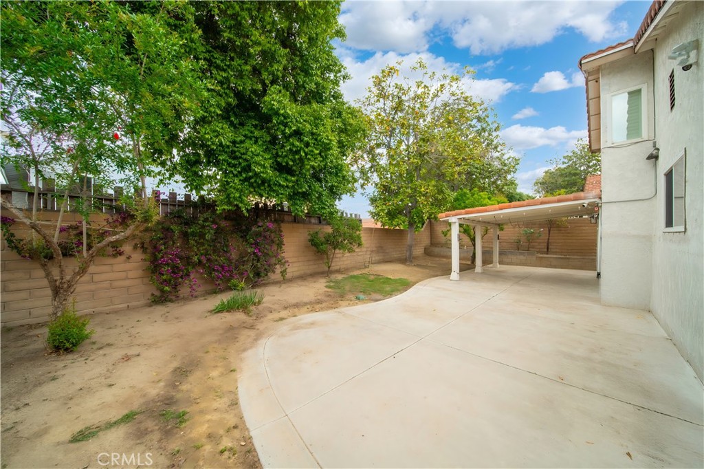 1424 Tierra Cima Avenue