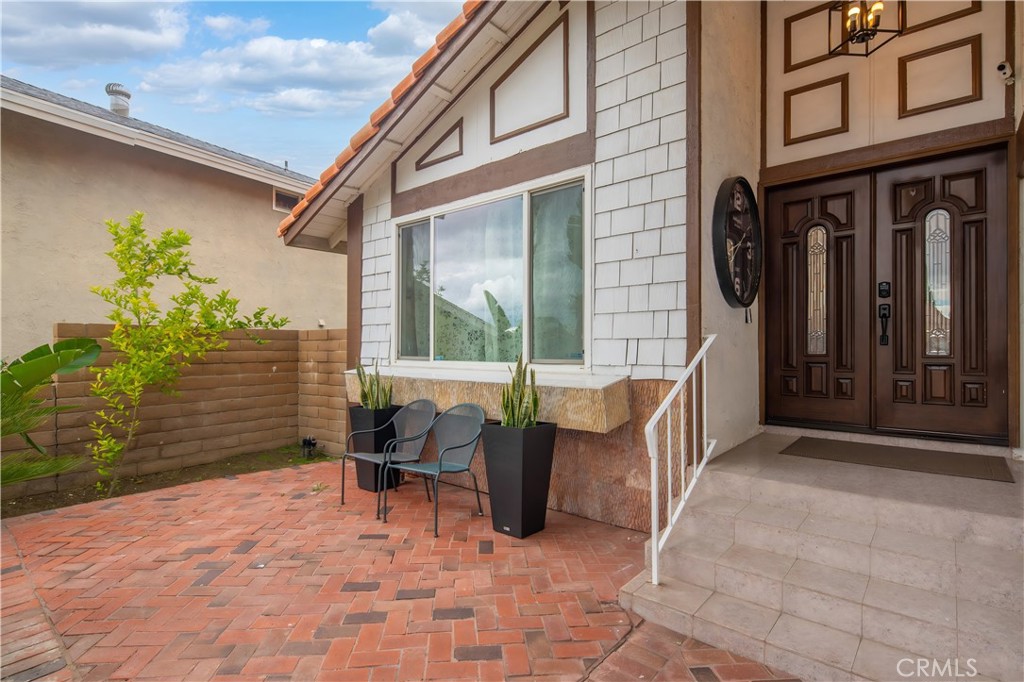 1424 Tierra Cima Avenue