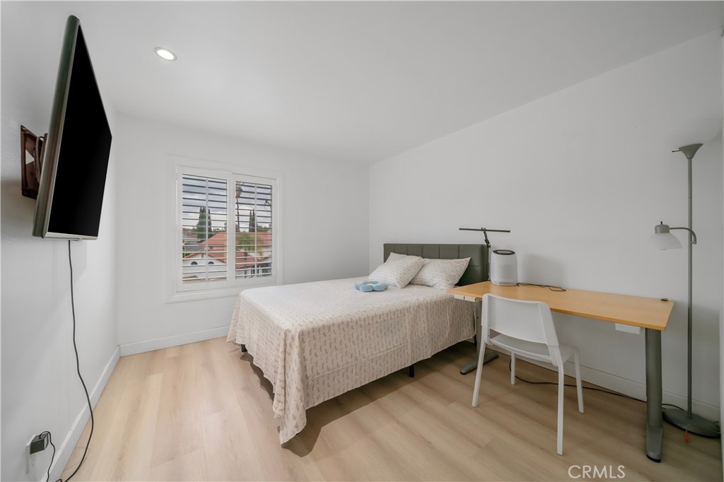 1424 Tierra Cima Avenue