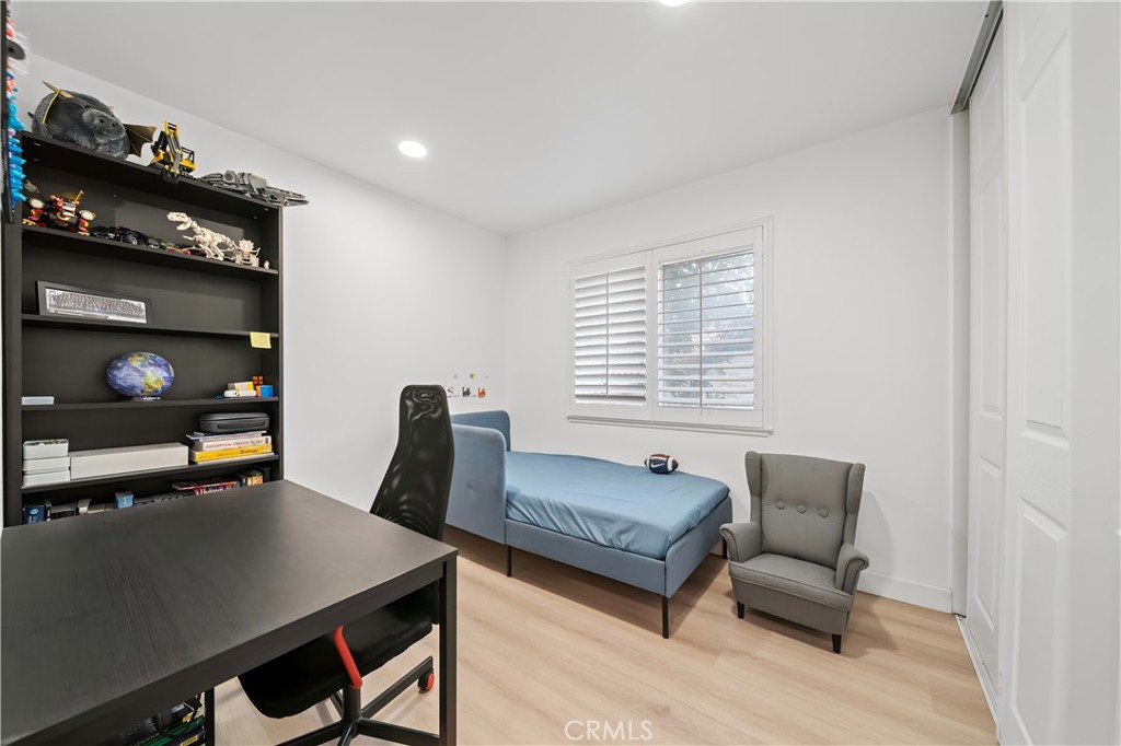 1424 Tierra Cima Avenue