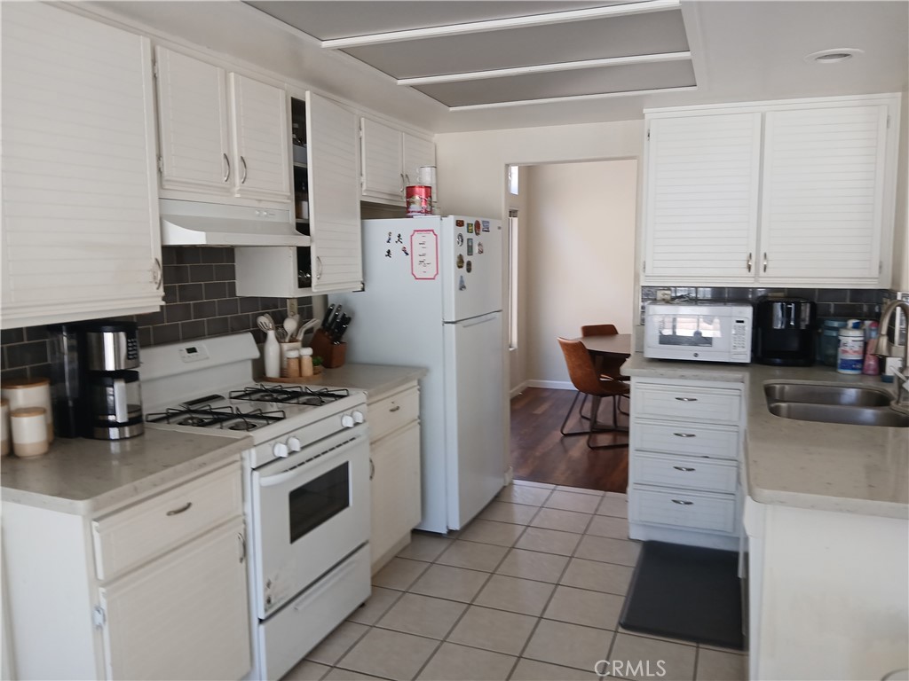 2146 Wild Flower Lane