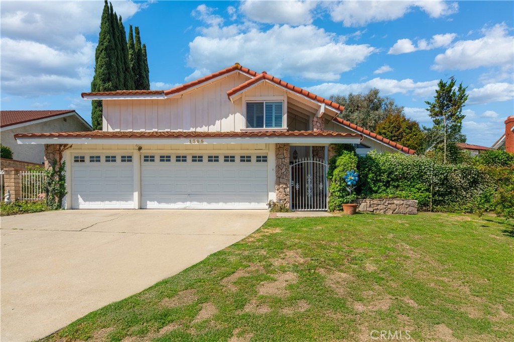 1305 Fairlance Drive