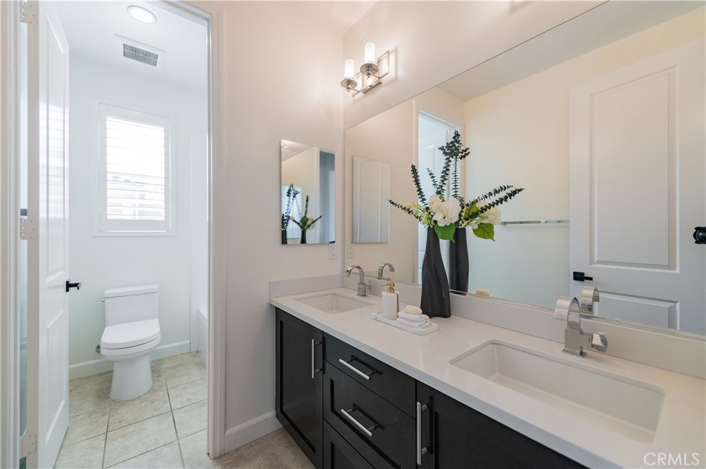 2480 E Kern River Lane