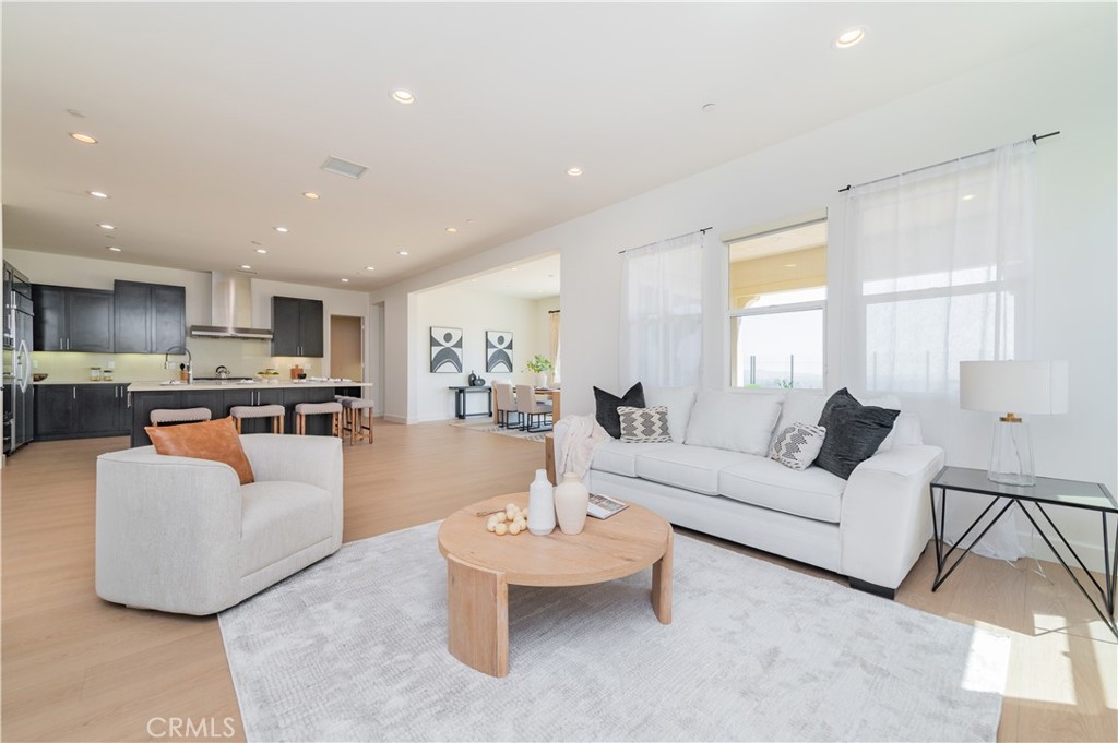 2480 E Kern River Lane