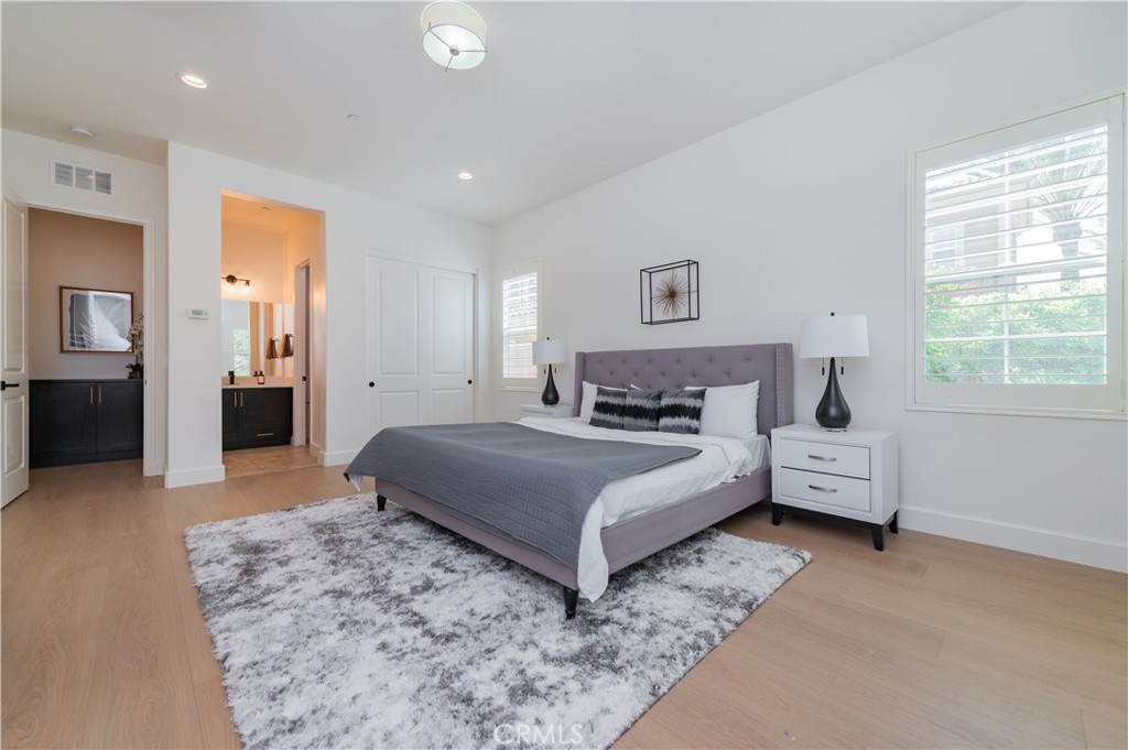 2480 E Kern River Lane