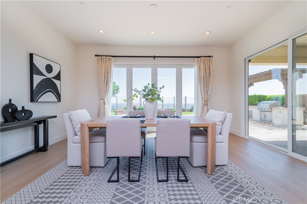 2480 E Kern River Lane