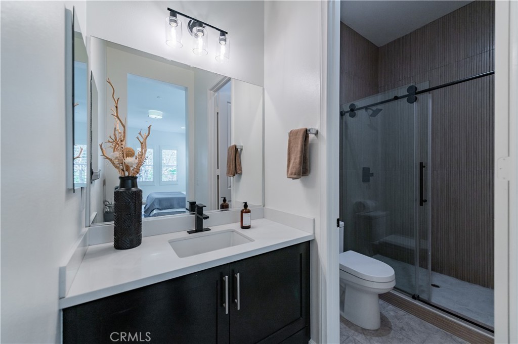 2480 E Kern River Lane