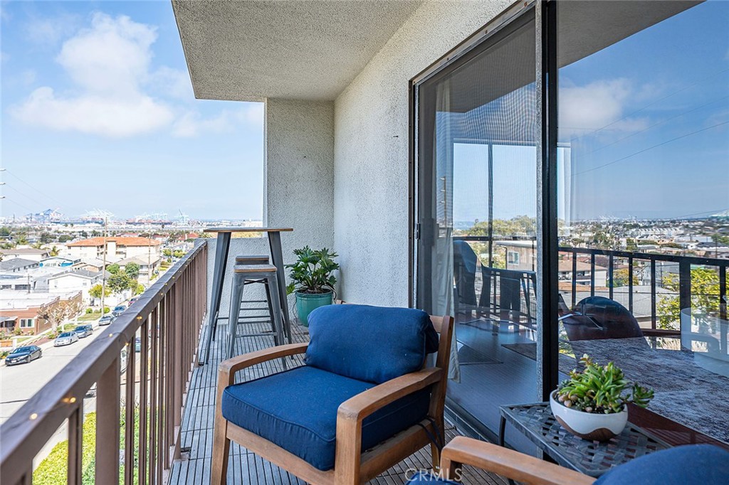 665 W 24th Street 101