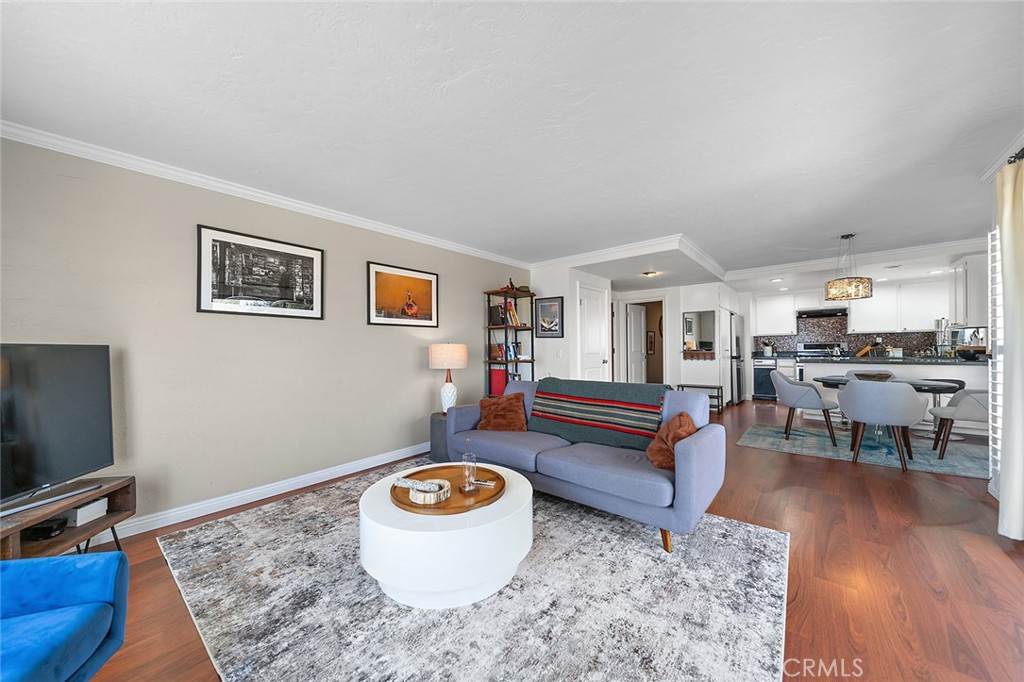 665 W 24th Street 101