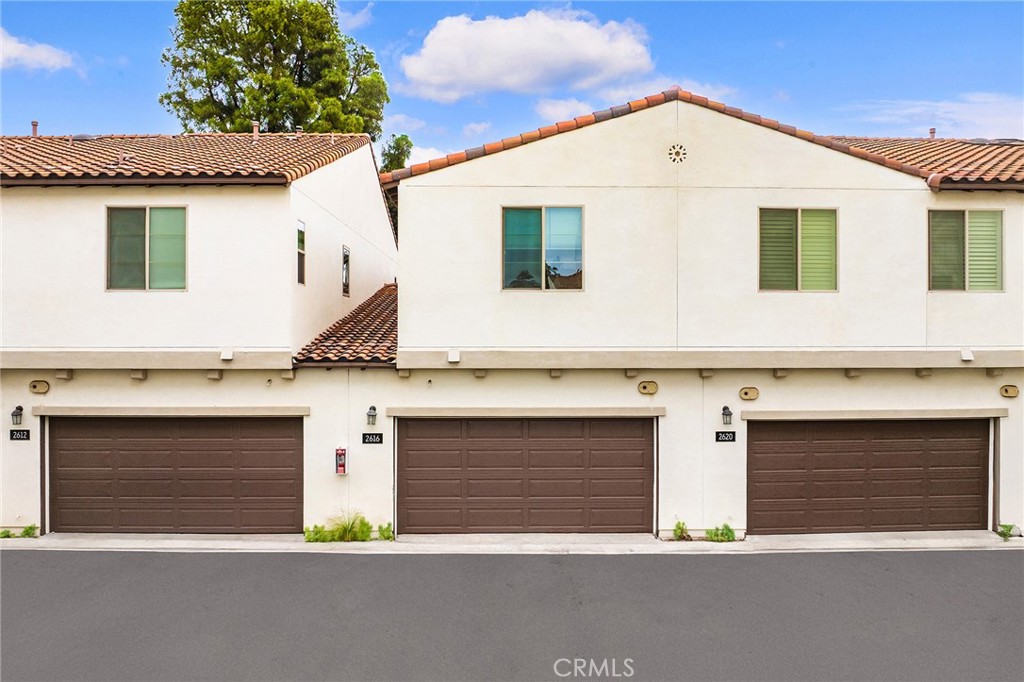 2616 Winston Court