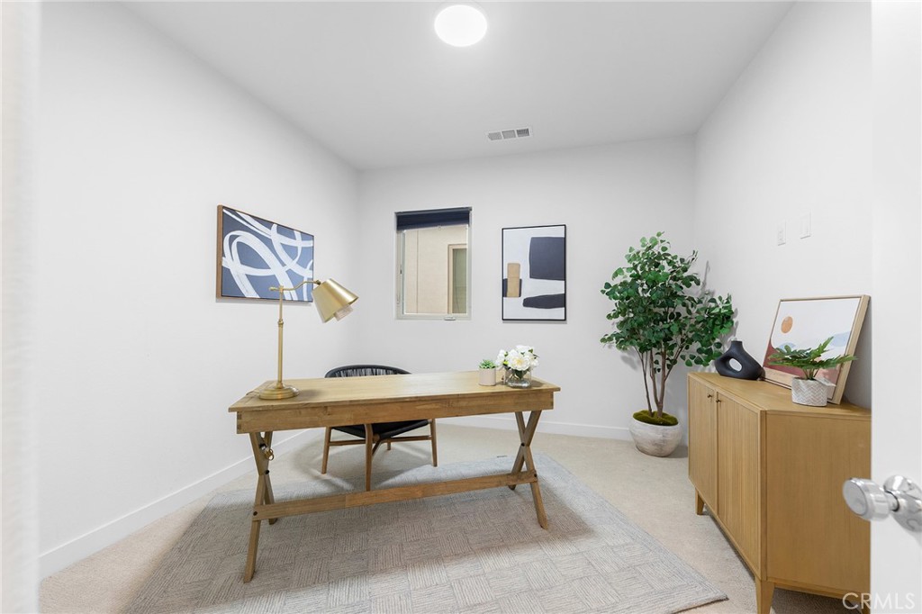 2616 Winston Court