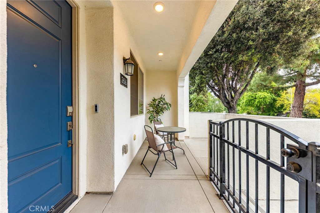 2616 Winston Court