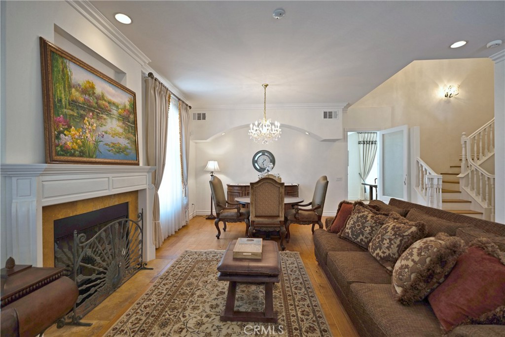 2767 Saleroso Drive