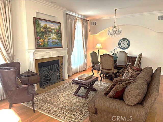 2767 Saleroso Drive