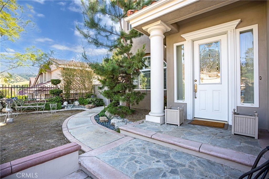 2767 Saleroso Drive