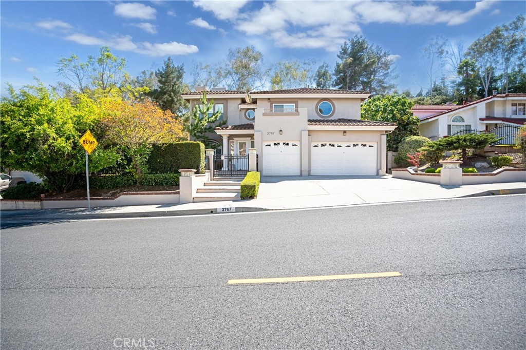 2767 Saleroso Drive