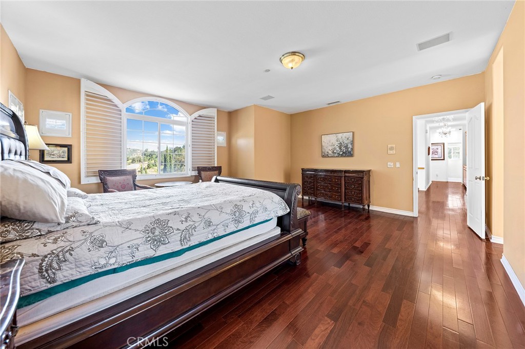 1036 Alpine Court