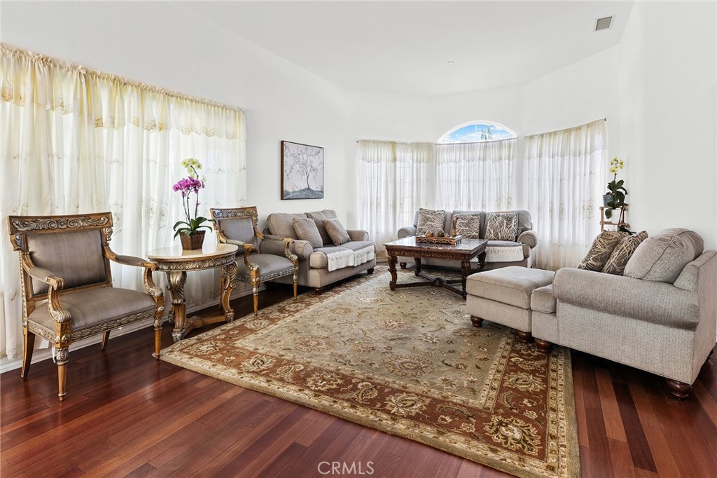 1036 Alpine Court
