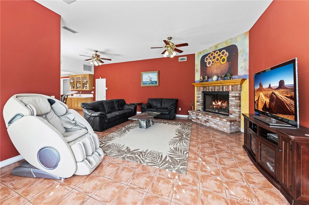 1036 Alpine Court