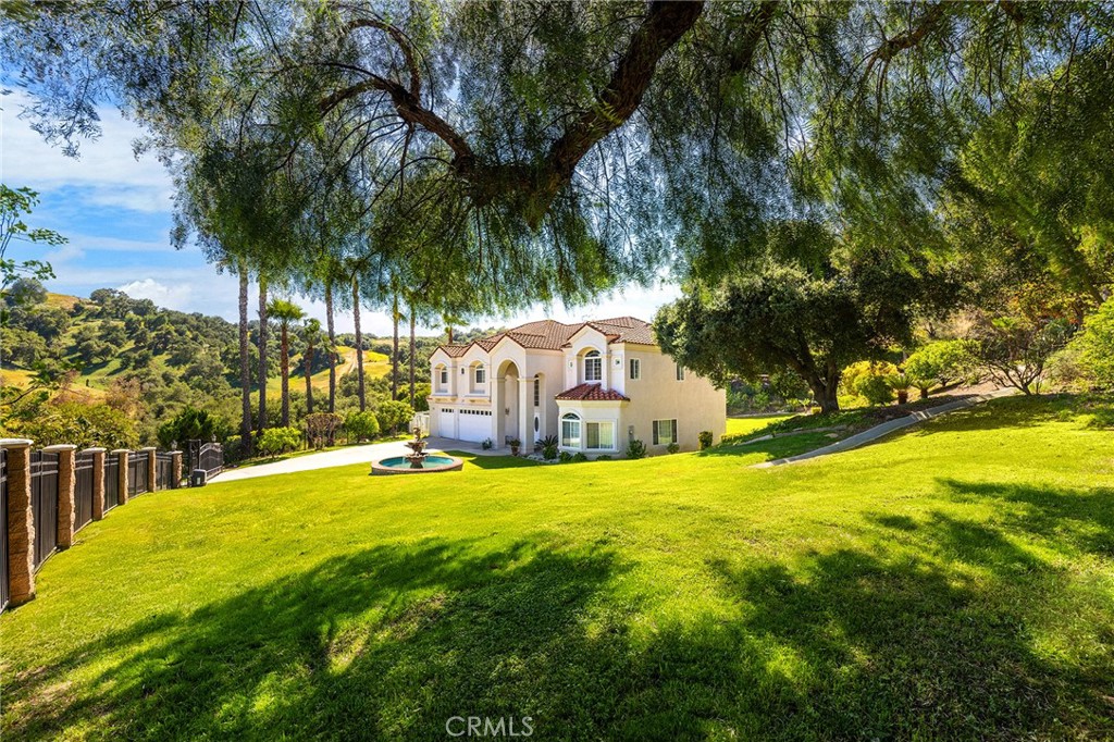 1036 Alpine Court